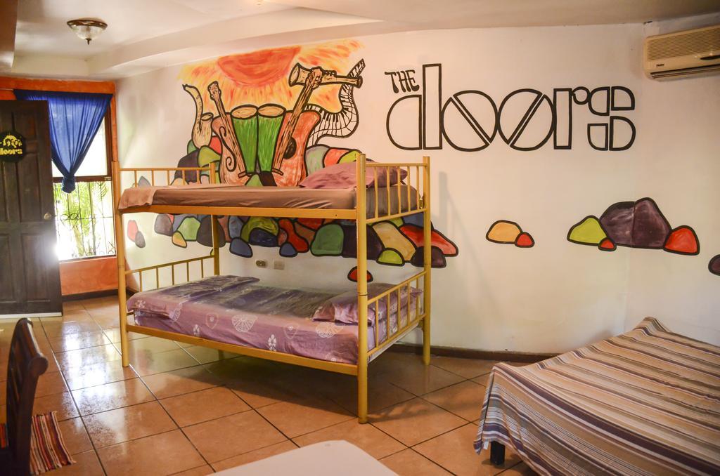 Pura Vida Hostel Tamarindo Exterior foto
